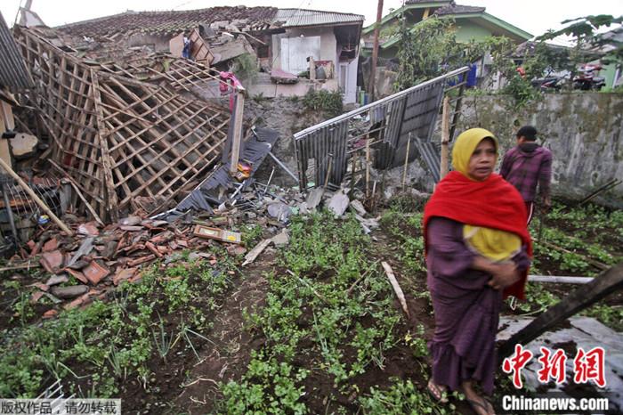 2022年11月21日，印尼西爪哇省发生5.6级地震，造成数百人死伤。